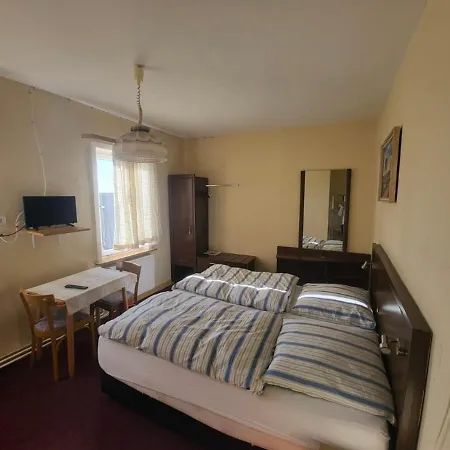 Zum Ritter 3* Staufenberg (Lower-Saxony)