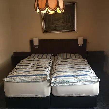 Zum Ritter מלון Staufenberg (Lower-Saxony)